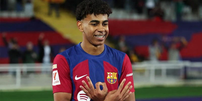 Top 10 cầu thủ sáng giá bậc nhất thế giới hiện tại 1 top 10 cau thu sang gia yamal